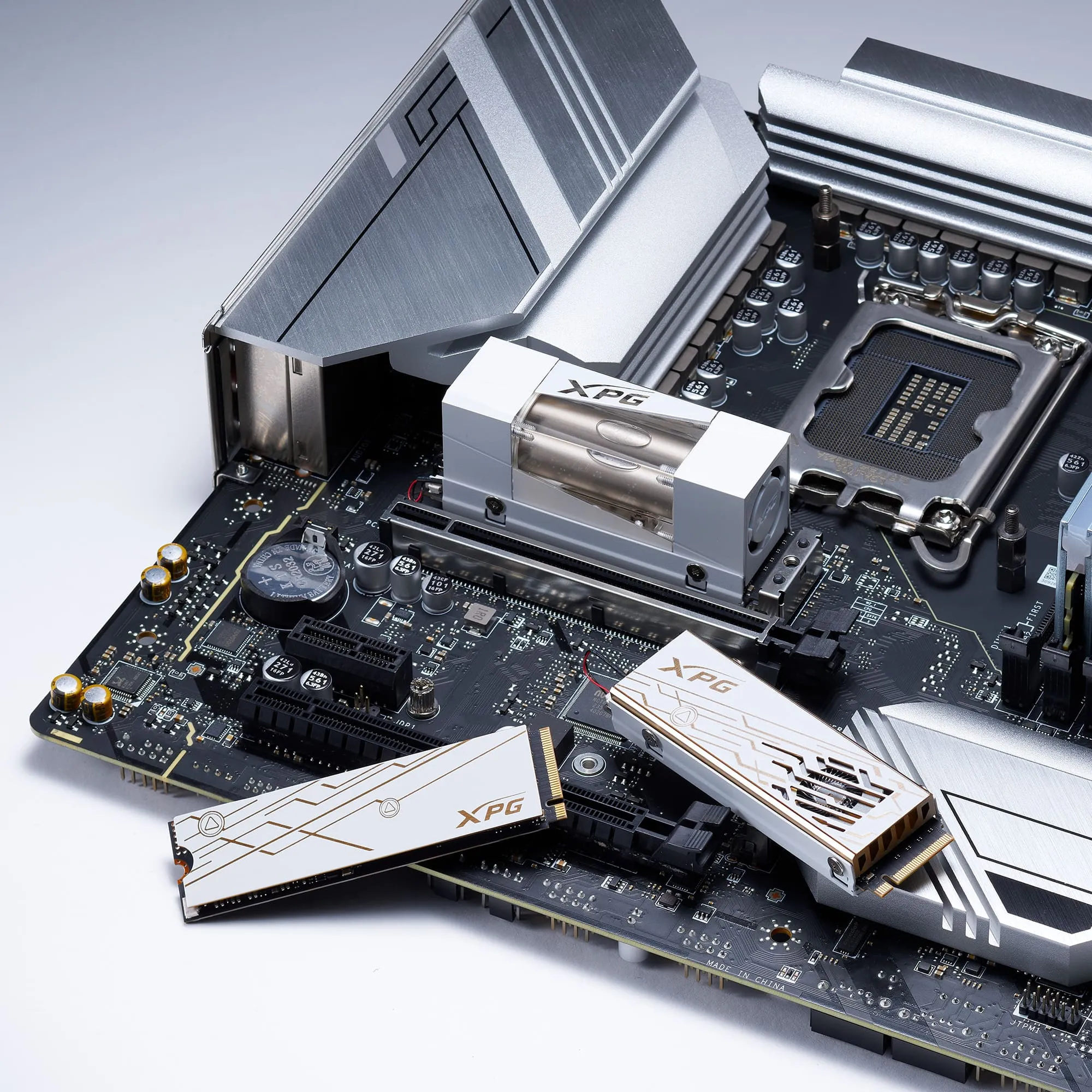 ADATA XPG MARS 980 PRO 2 TB PCIe Gen5 x4 NVMe M.2 2280 SSD