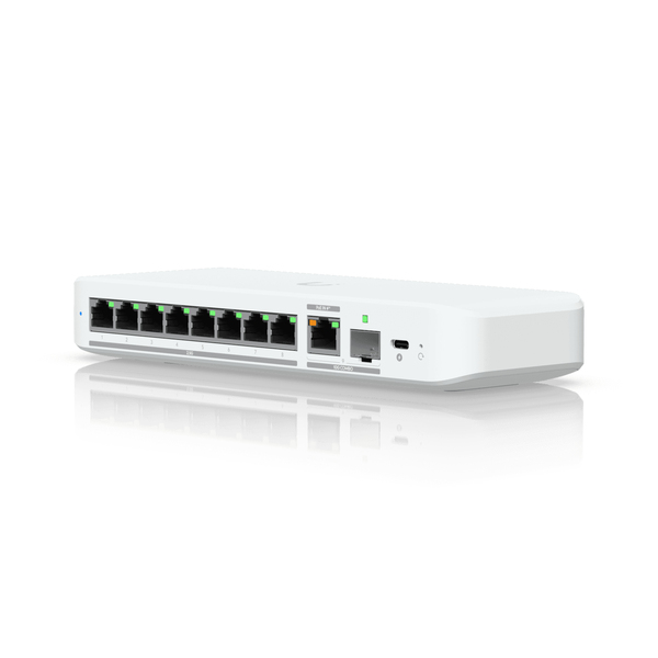 Flexible, 8-port 2.5 GbE switch with a 10 GbE