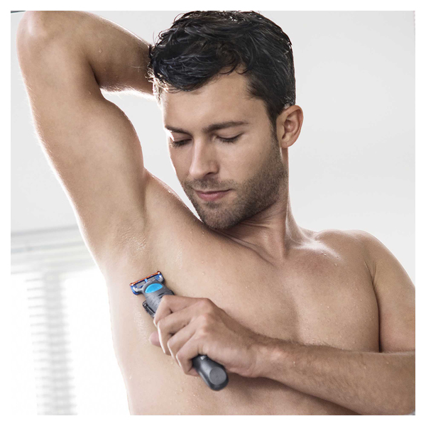 BRAUN VARTALOTRIMMERI BG5030  - Johdoton W&amp;D bodygroomer vartalotrimmeri 2in1 Gilletten Fusion terill&auml;! Mukana pehme&auml; s&auml;ilytyspussi. UUTUUS!