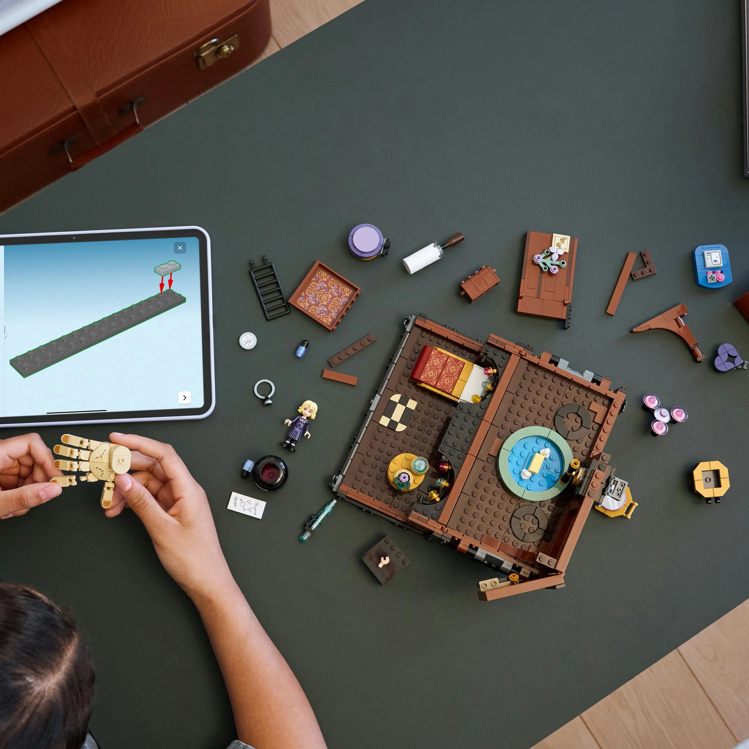 LEGO Wednesday Thingin asunto 76785