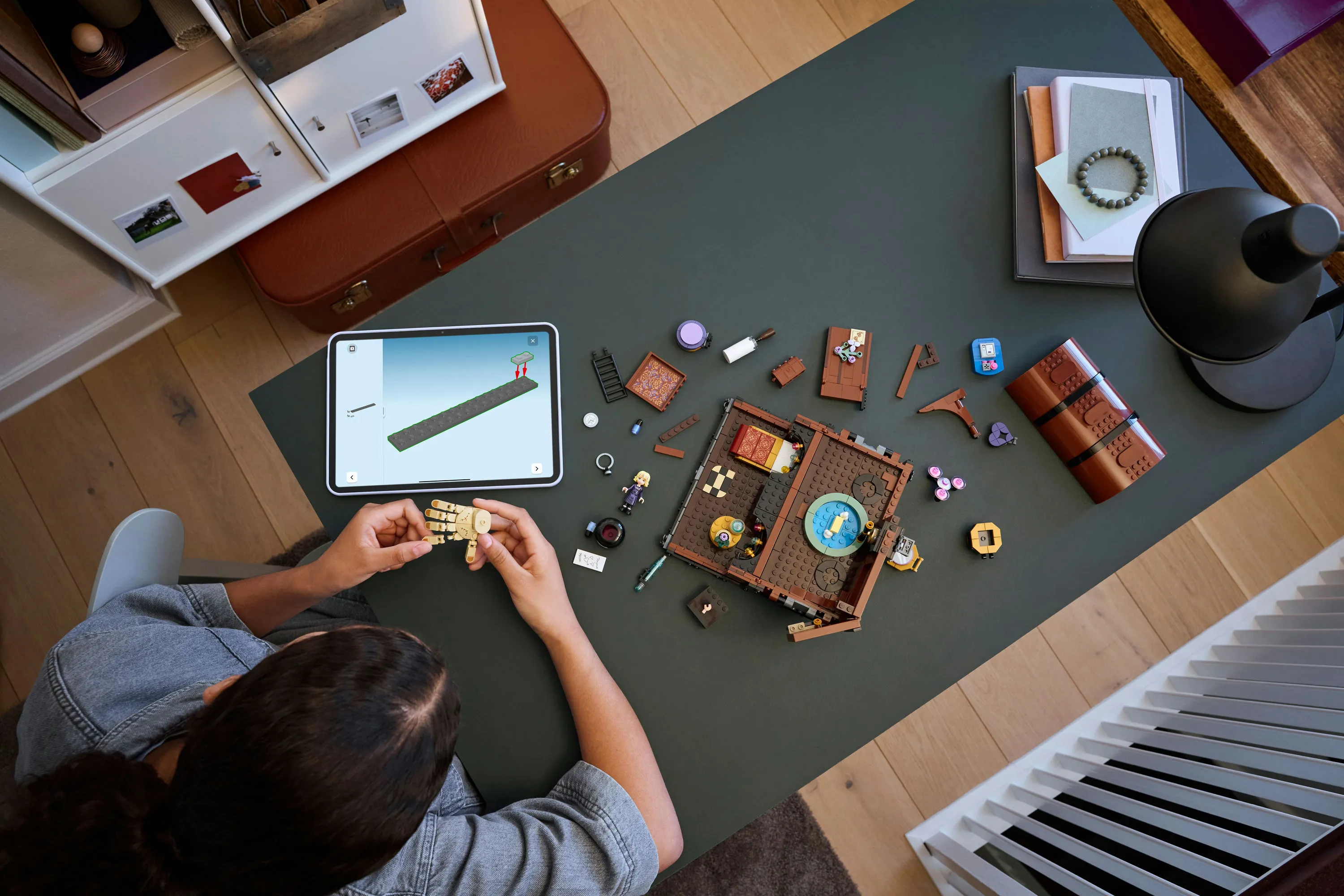 LEGO Wednesday Thingin asunto 76785