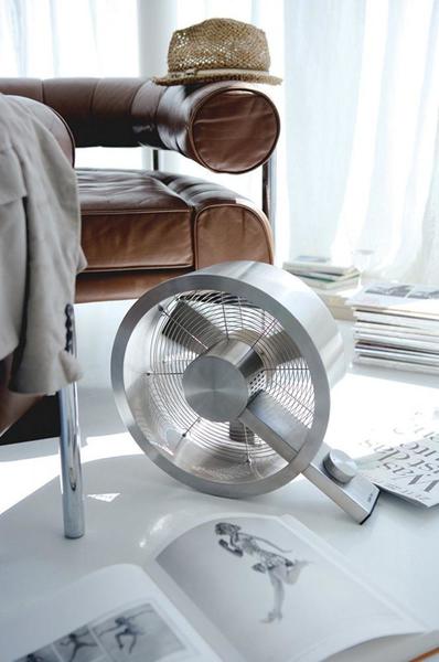Stadler Form Q - desk fan, silver