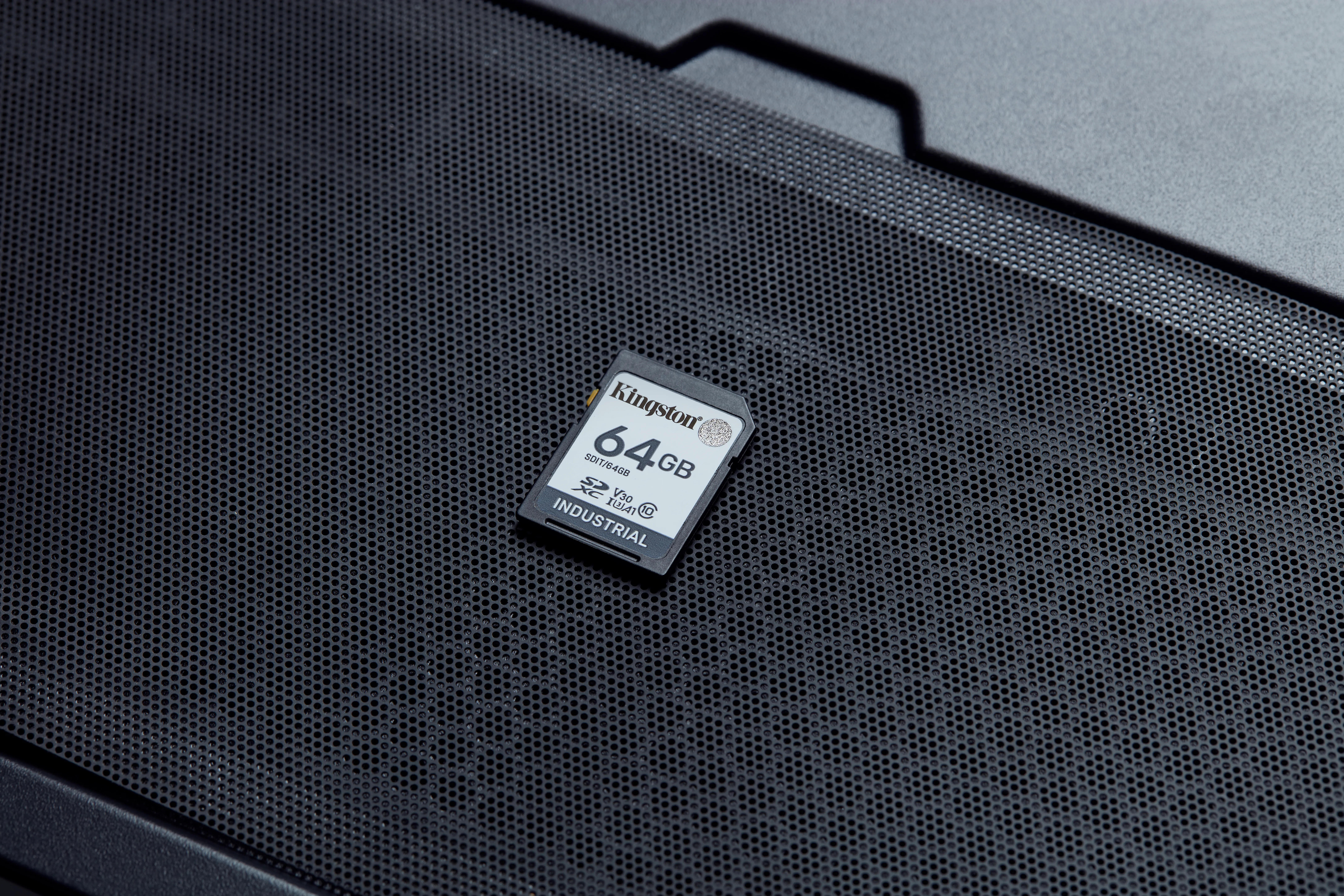 KINGSTON 64GB SDXC Industrial -40C to 85C C10 UHS-I U3 V30 A1 pSLC