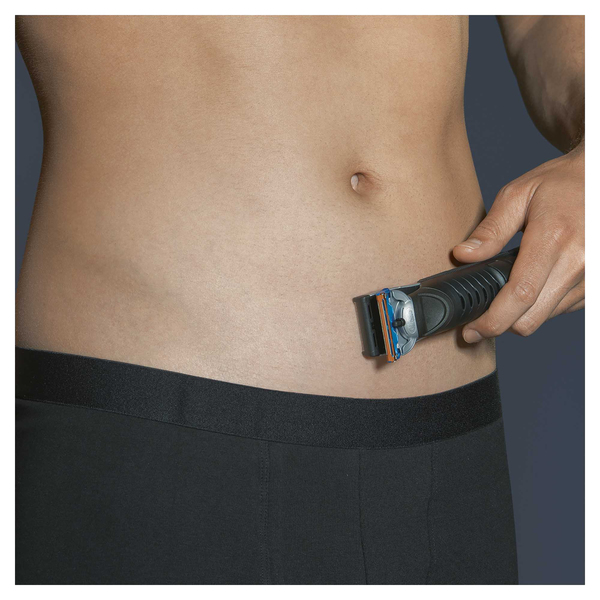 BRAUN VARTALOTRIMMERI BG5030  - Johdoton W&amp;D bodygroomer vartalotrimmeri 2in1 Gilletten Fusion terill&auml;! Mukana pehme&auml; s&auml;ilytyspussi. UUTUUS!