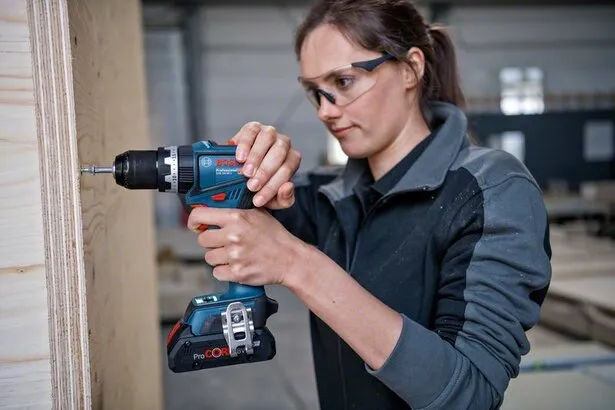Bosch Cordless Impact Drill GSB 18V-90 C Professional solo, 18V (blue/black, without battery and charger)