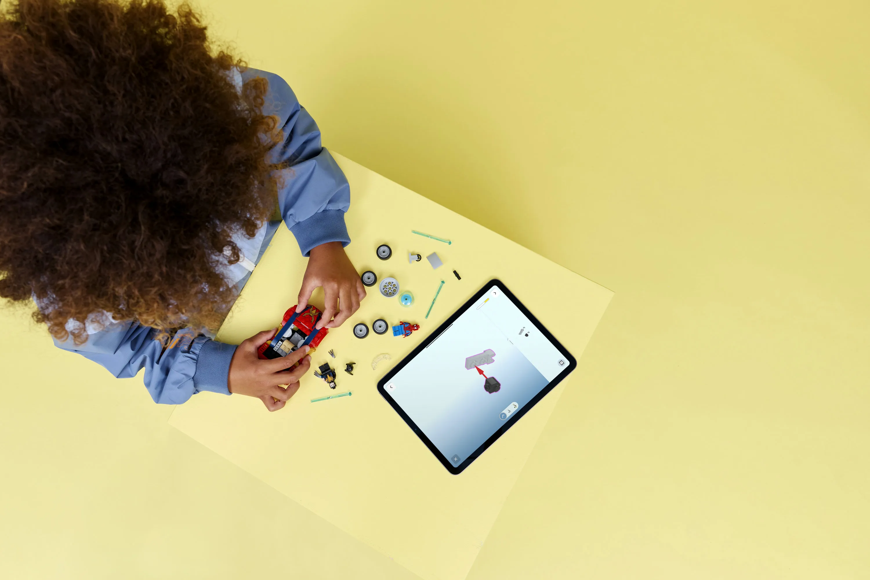 LEGO Marvel Spider-Manin auto vastaan Venomiksi muuttunut Wolverine 76336