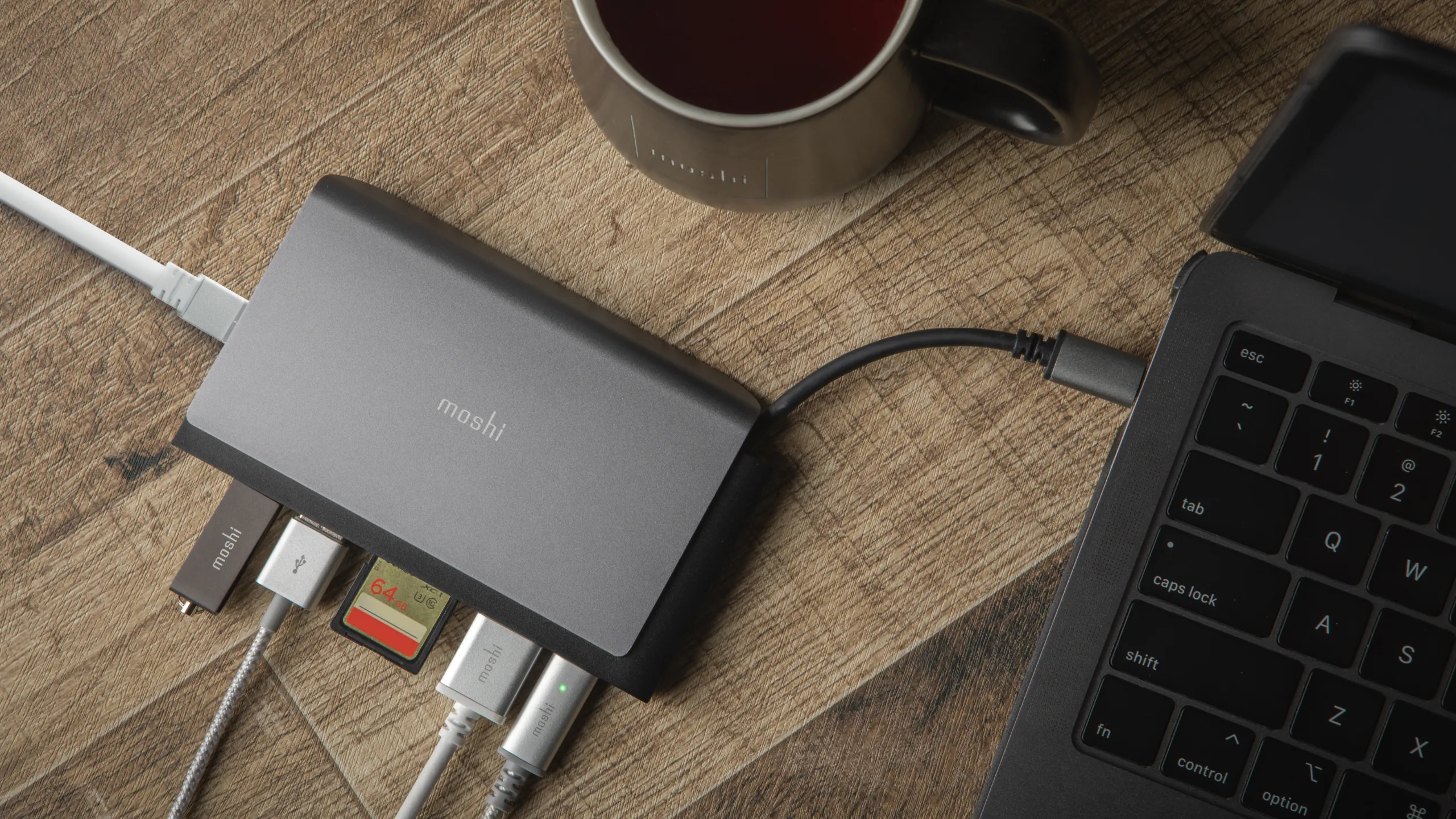 Moshi Symbus Mini 7-i-1 portable USB-C hub