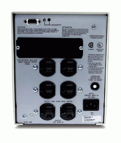 APC Smart-UPS 700VA - UPS - Vaihtovirta 120/230 V - 450 watt - 700 VA - l&auml;ht&ouml;liittimet: 6 - beige