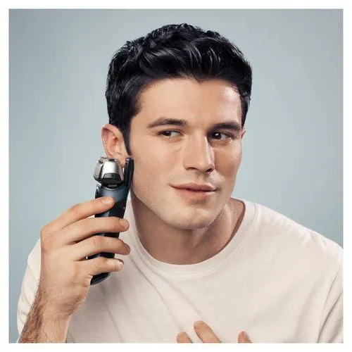 Braun Series 8 8413s - beard shaver