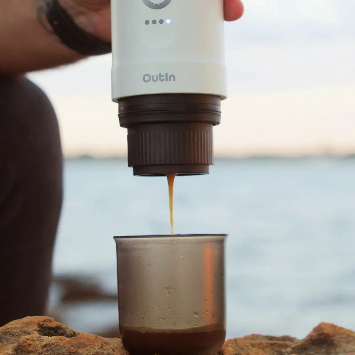 OutIn Nano Portable - espresso maker, Pearl White