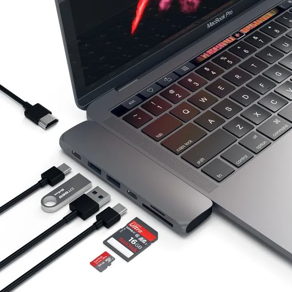 Satechi Aluminium USB-C Pro Hub -adapteri, Tähtiharmaa