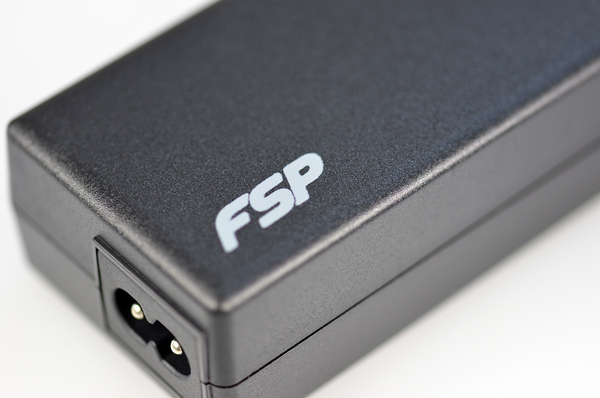 FSP NB V90 Universal SLIM AC adapter