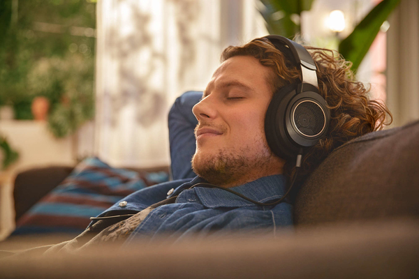 Philips HEADPHONE INDOOR WIRED ON EAR SH