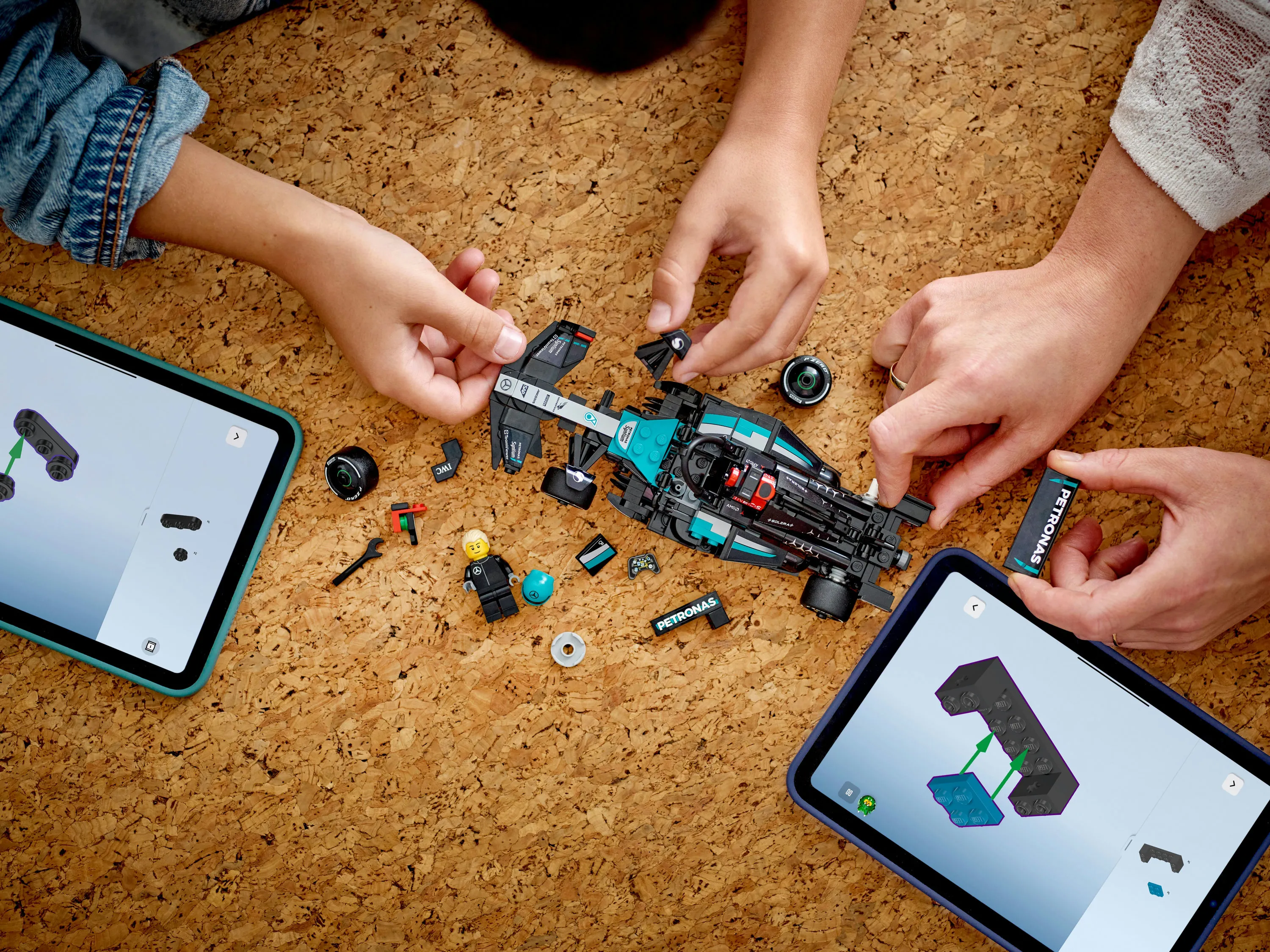 LEGO Speed Champions Mercedes-AMG F1 W15 Race Car 77244