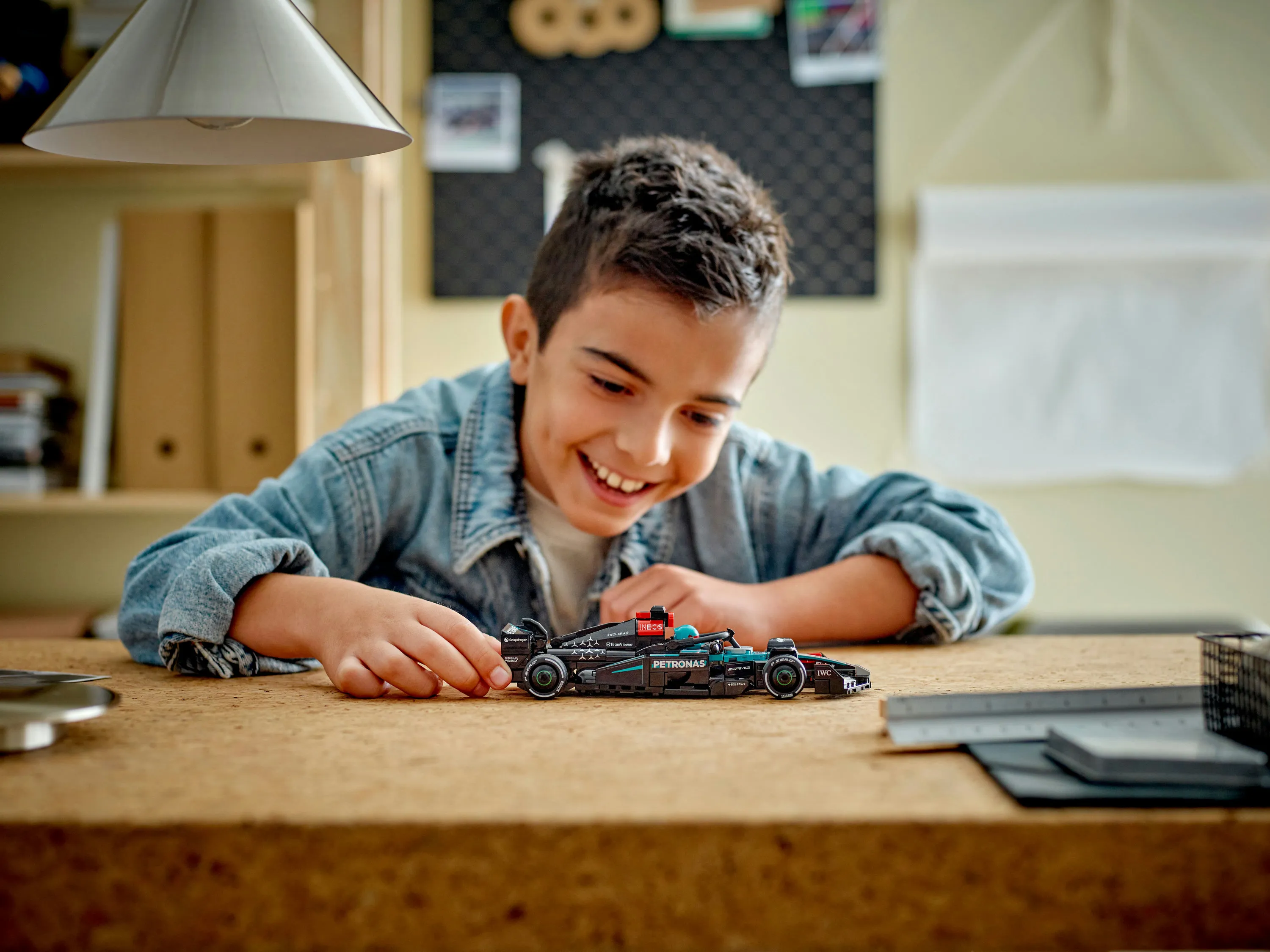 LEGO Speed Champions Mercedes-AMG F1 W15 Race Car 77244