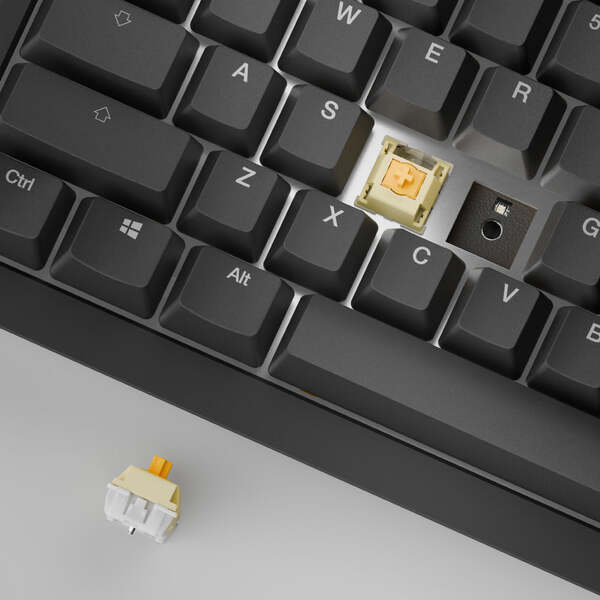 Ducky One X - Black Nordic - Fullsize 100% - Ducky Inductive Switch (analog) Tri-Mode (Wireless, BT, Cord)