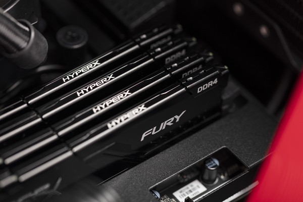 Kingston 64 GB (4 x 16 GB) HyperX Fury, DDR4 3466 MHz - minne, svart