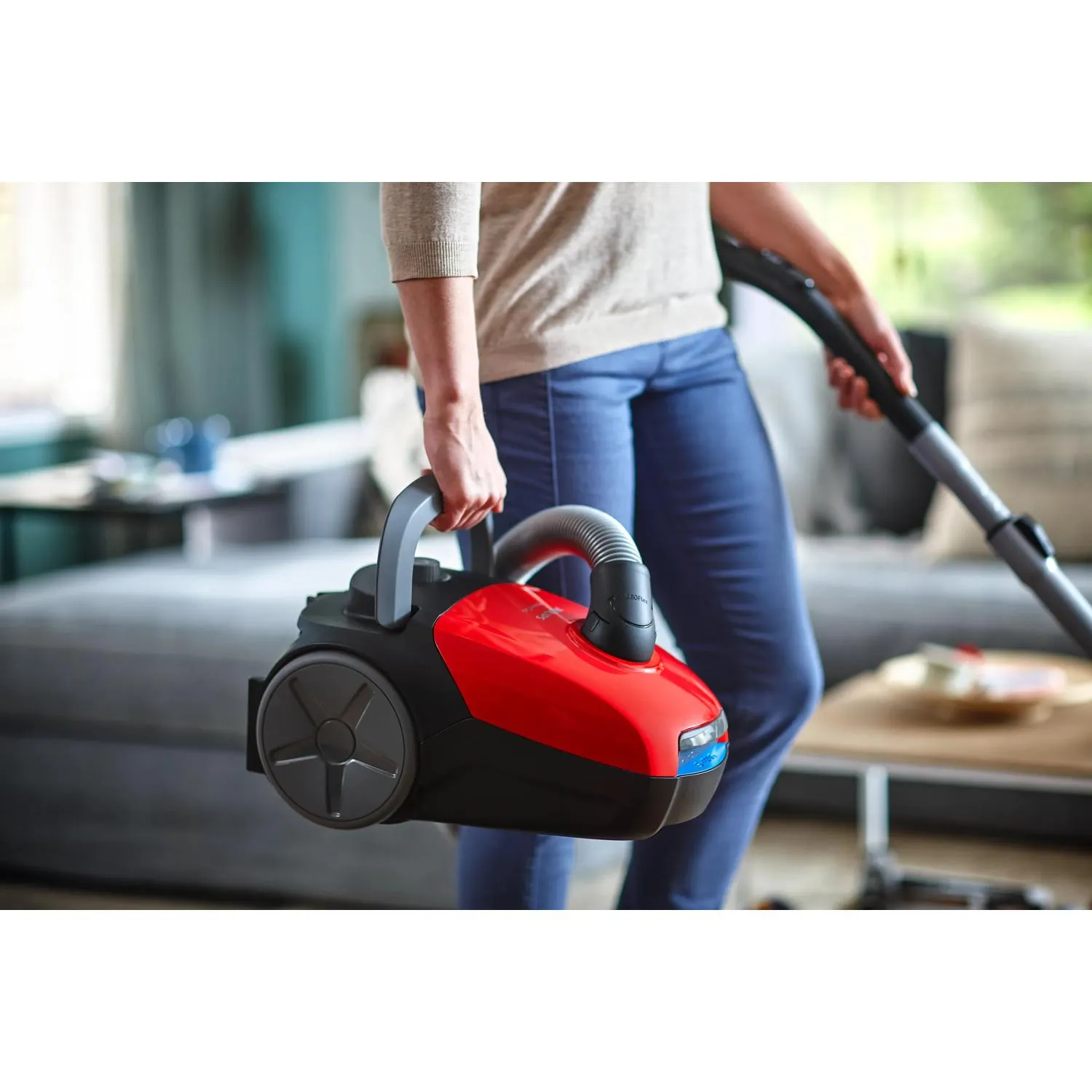 Philips PowerGo FC8243/09 - cylinderdammsugare 3L 900W, gr&aring;