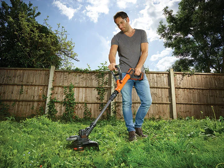 Black&Decker STC1820PC-QW - batteridriven grästrimmer