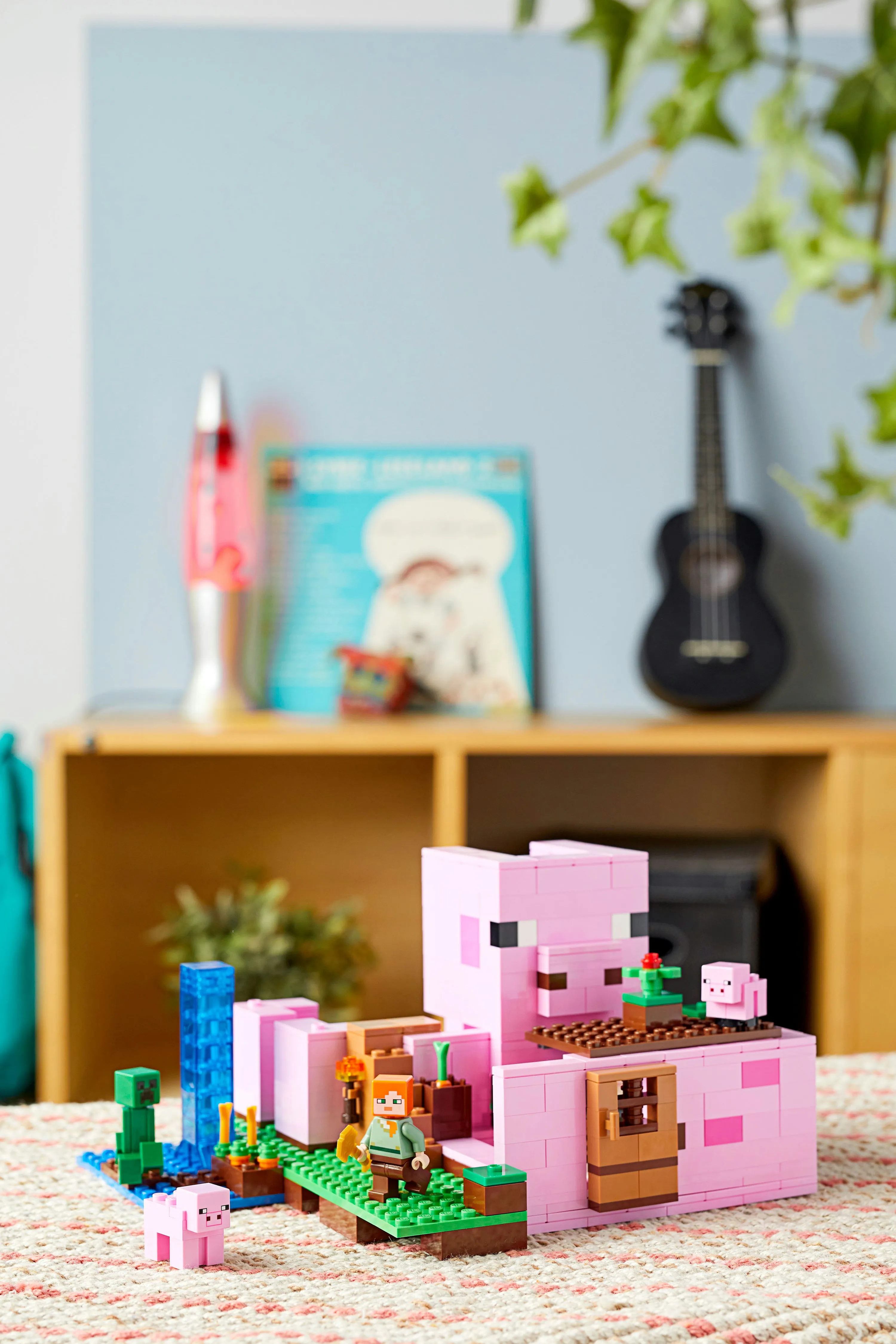 Lego Minecraft The Pig House  21170