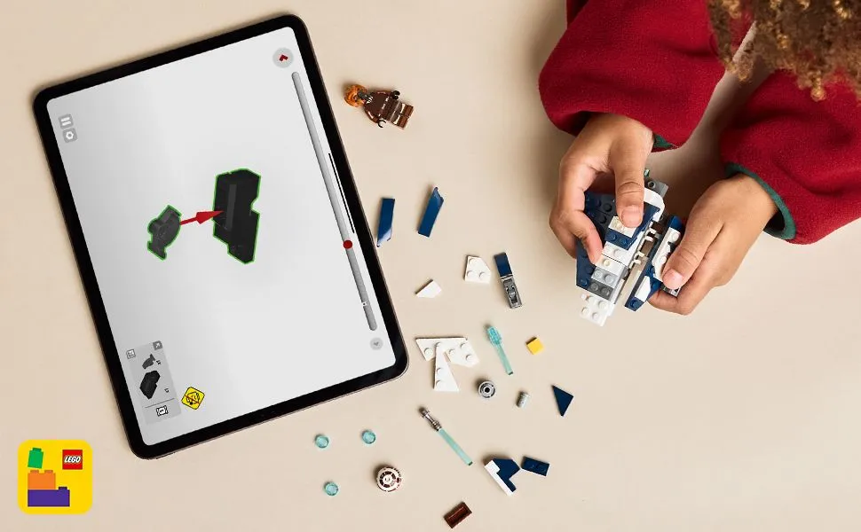 LEGO Star Wars Plo Koon&rsquo;s Jedi Starfighter Microfighter 75400