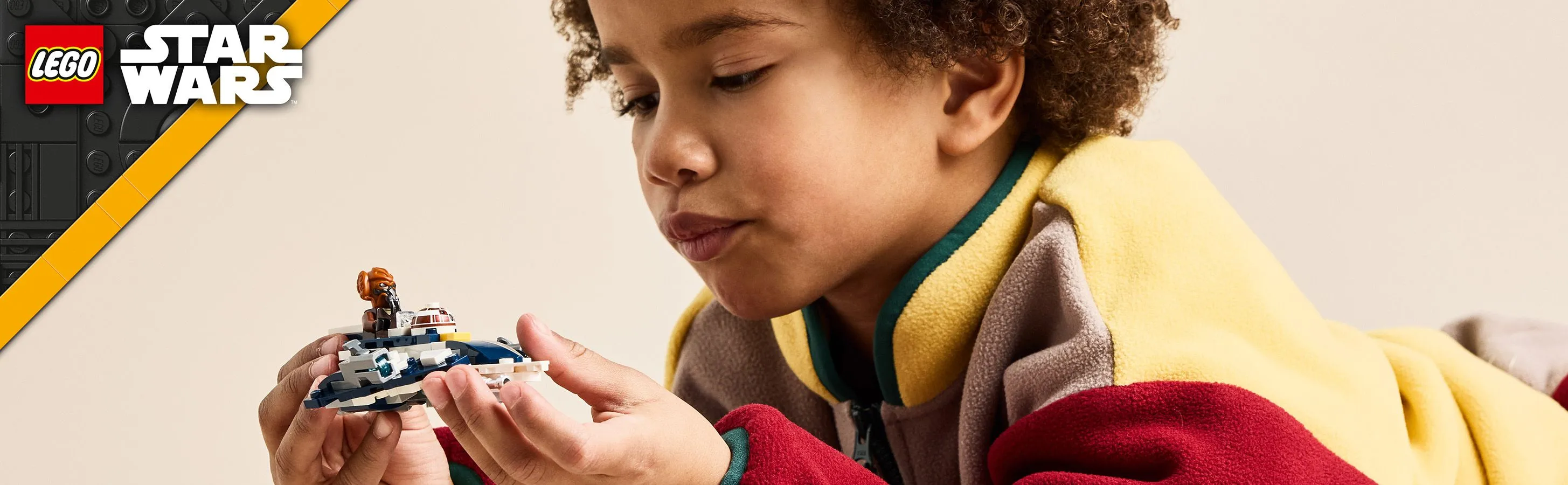 LEGO Star Wars Plo Koon&rsquo;s Jedi Starfighter Microfighter 75400