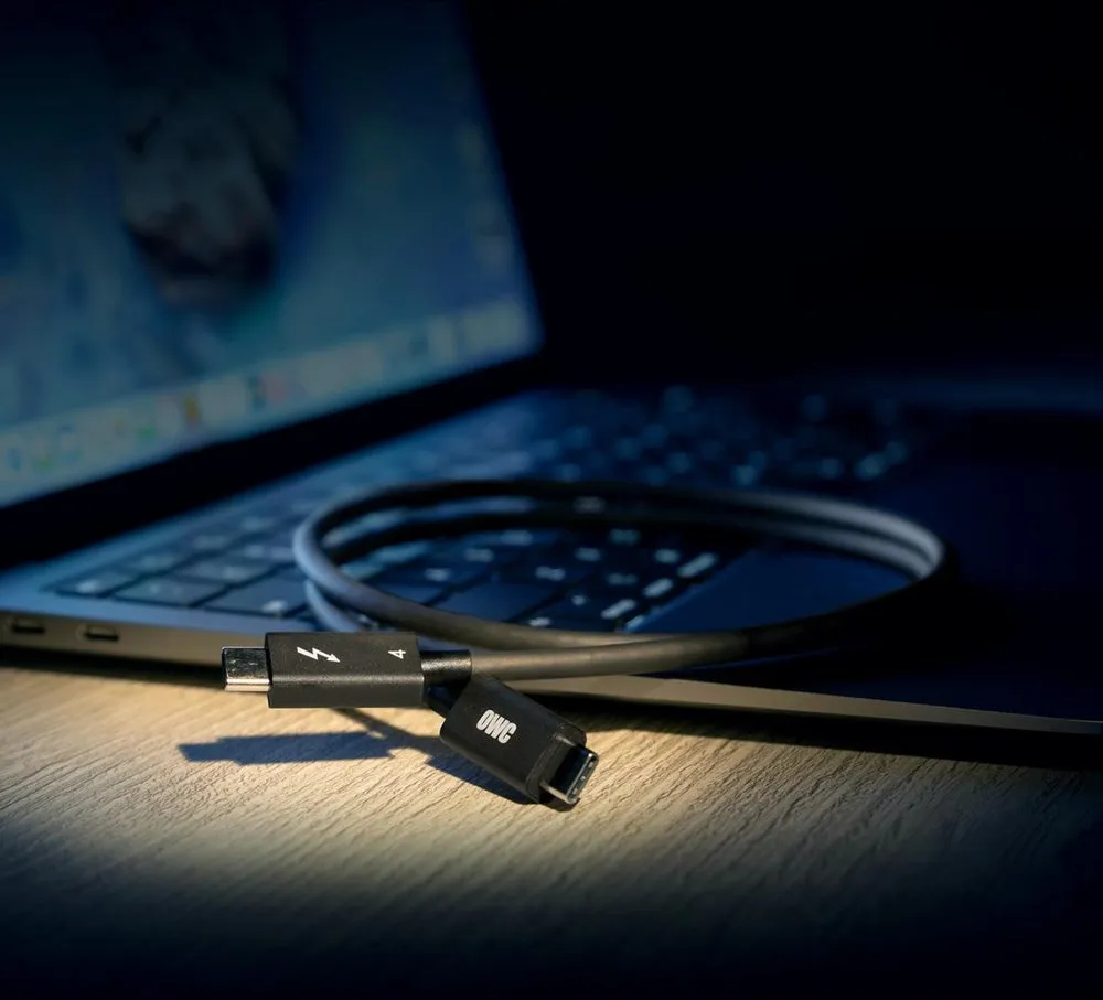 Thunderbolt 4 / USB-C Cable -