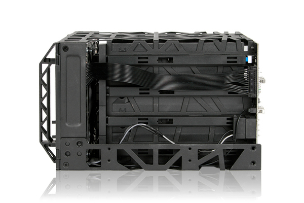 ICY DOCK, Sis&auml;inenhot-swap, 4x3,5" SATA, 3x5,5" paikkaa, mu