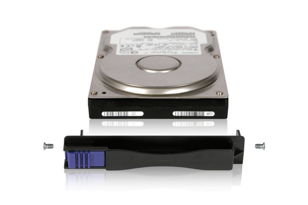 ICY DOCK, Sis&auml;inenhot-swap, 4x3,5" SATA, 3x5,5" paikkaa, mu