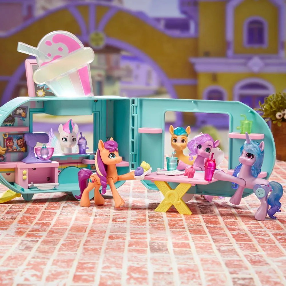 Hasbro My Little Pony Sunny Starscout Smoothie Truck Toy Vehicle