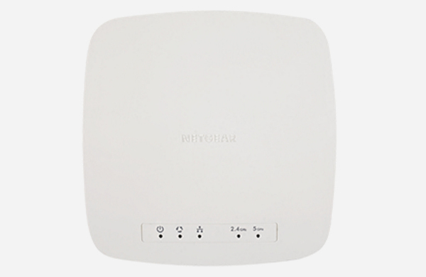 NETGEAR WB7500 Wireless Controller Bundle - Langattoman verkon hallintalaite - GigE, PPP - AC 100/230 V - 1U - sek&auml; 5 x NETGEAR ProSafe Business 2 x 2 Dual Band