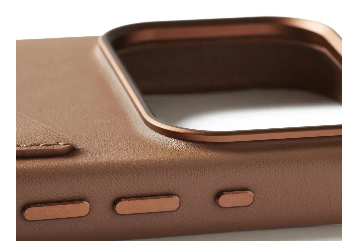 Mujjo Wallet Leather Case with MagSafe for iPhone 17 Pro, Tan