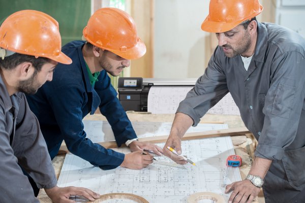 HP DesignJet T830 - 36" monitoimitulostin - v&auml;ri - mustesuihku - 914 x 2770 mm (alkuper&auml;inen) - Rulla (91,4 cm x 45,7 m), 914 x 1897 mm (media) - jopa 0.42 min/