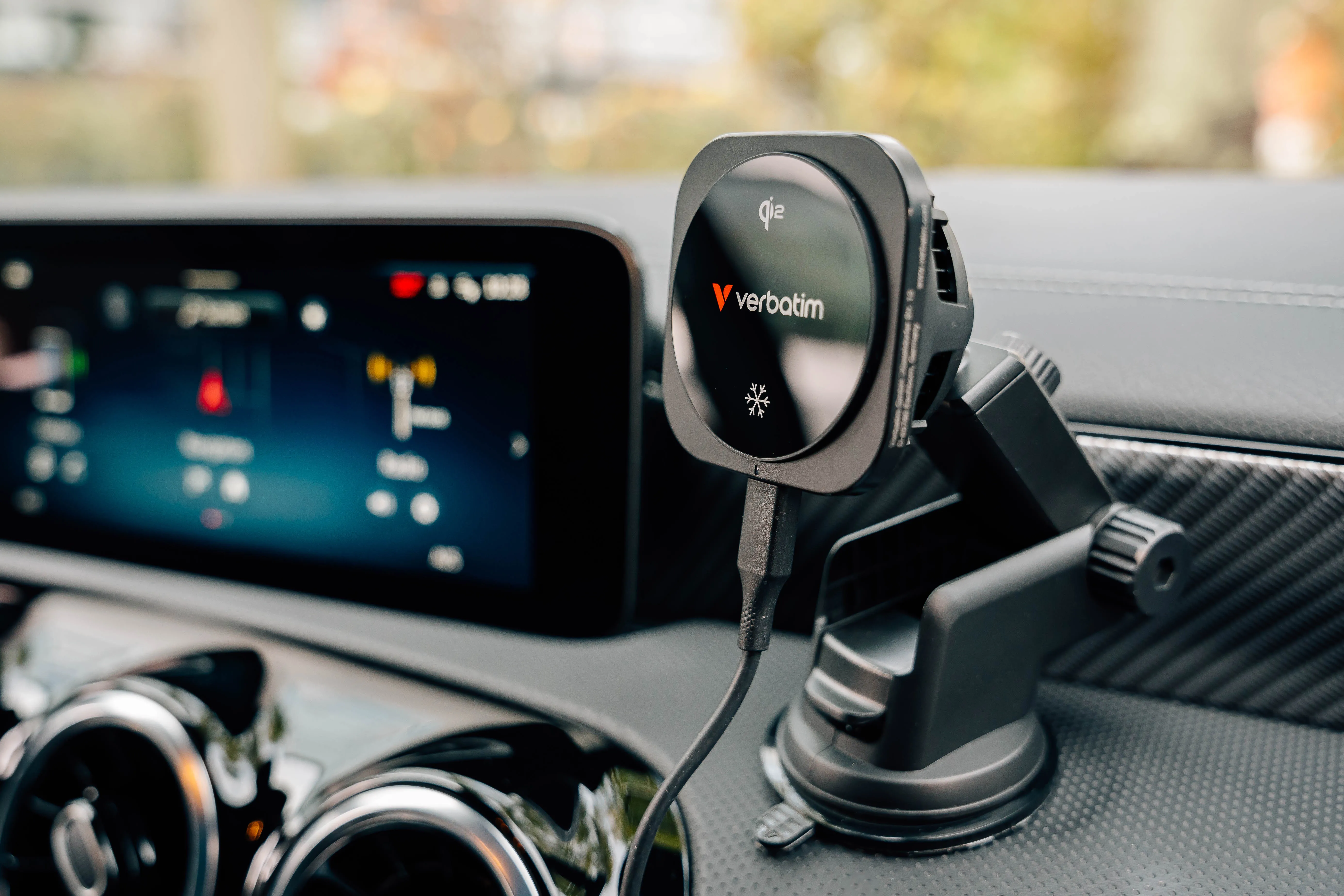 Verbatim Charge 'n' Drive Qi2 Magnetic Wireless - car charger