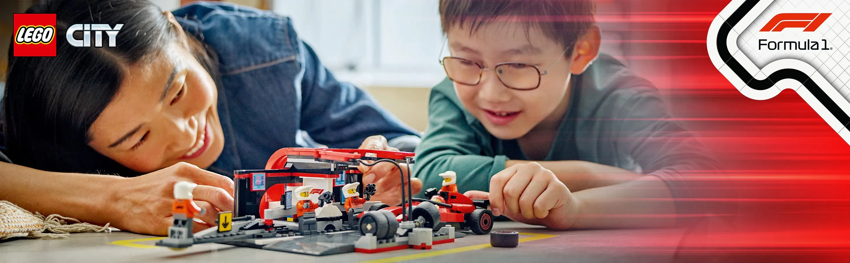 LEGO City F1 Pit Stop and Crew and Ferrari Car 60443