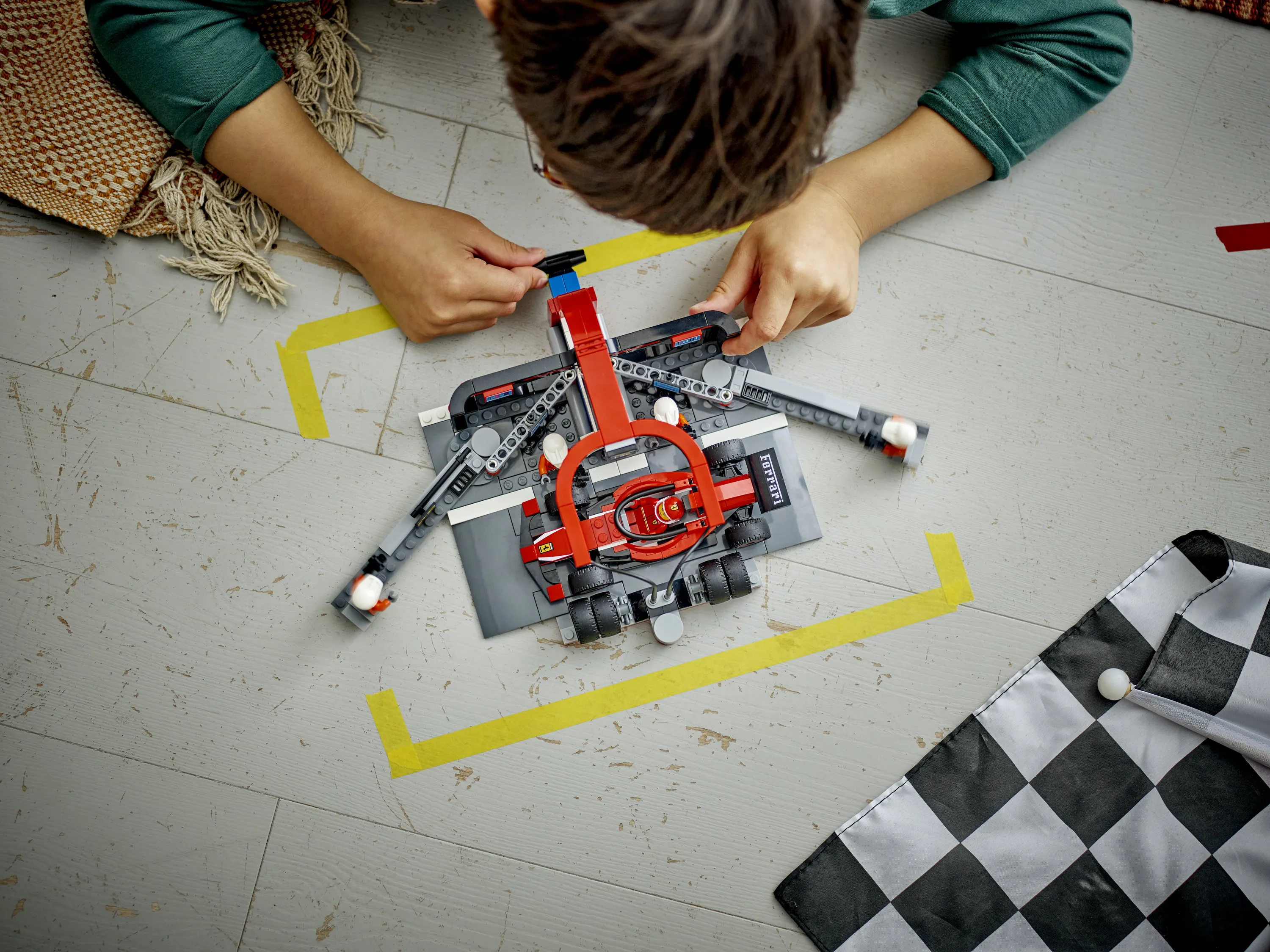 LEGO City F1 Pit Stop and Crew and Ferrari Car 60443