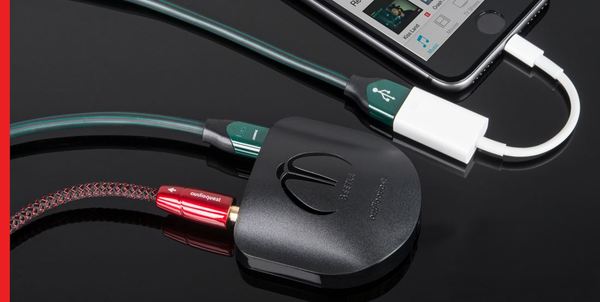 AudioQuest Beetle Optical-Bluetooth-USB Digital-to-Analog Converter