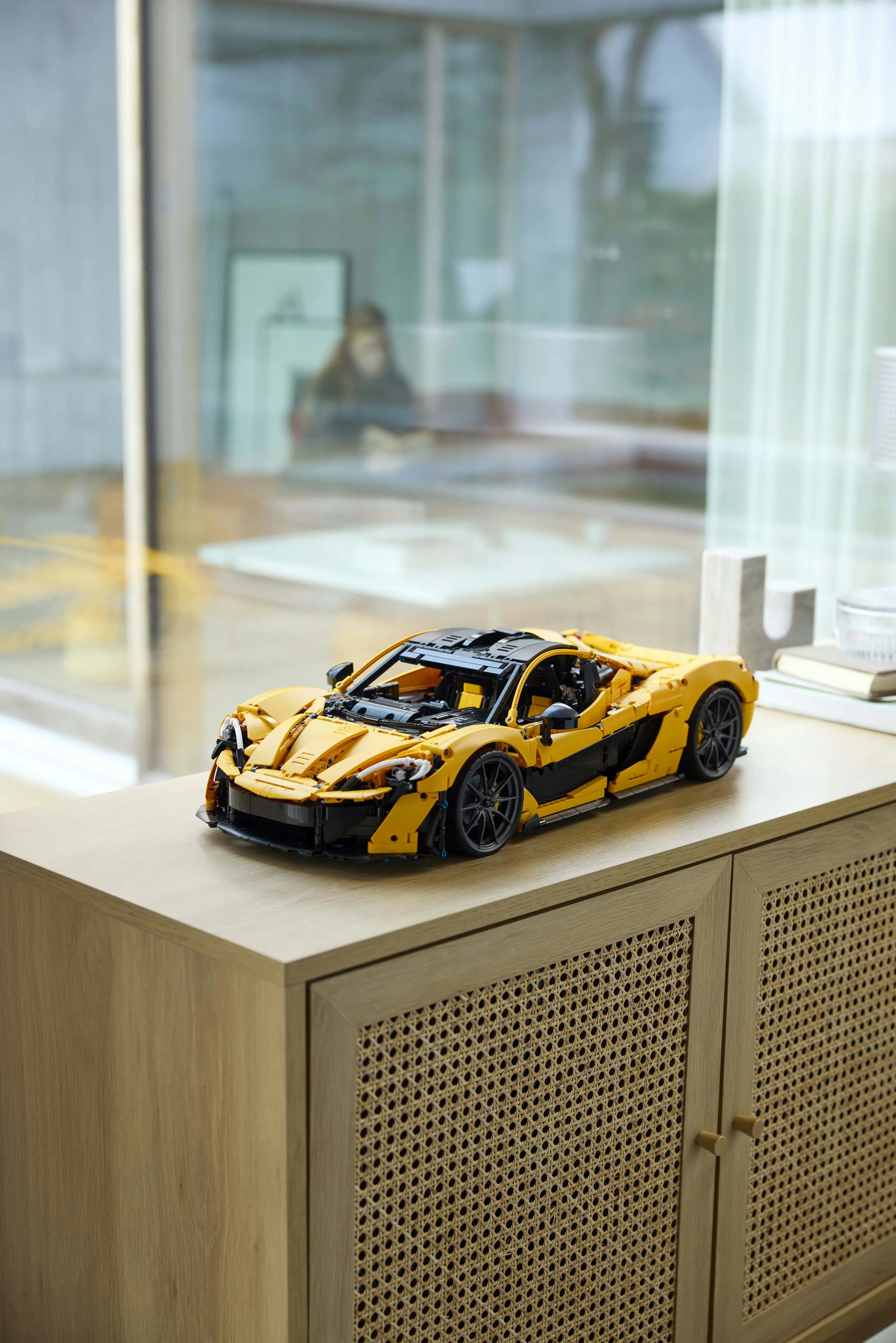 LEGO Technic McLaren P1 42172