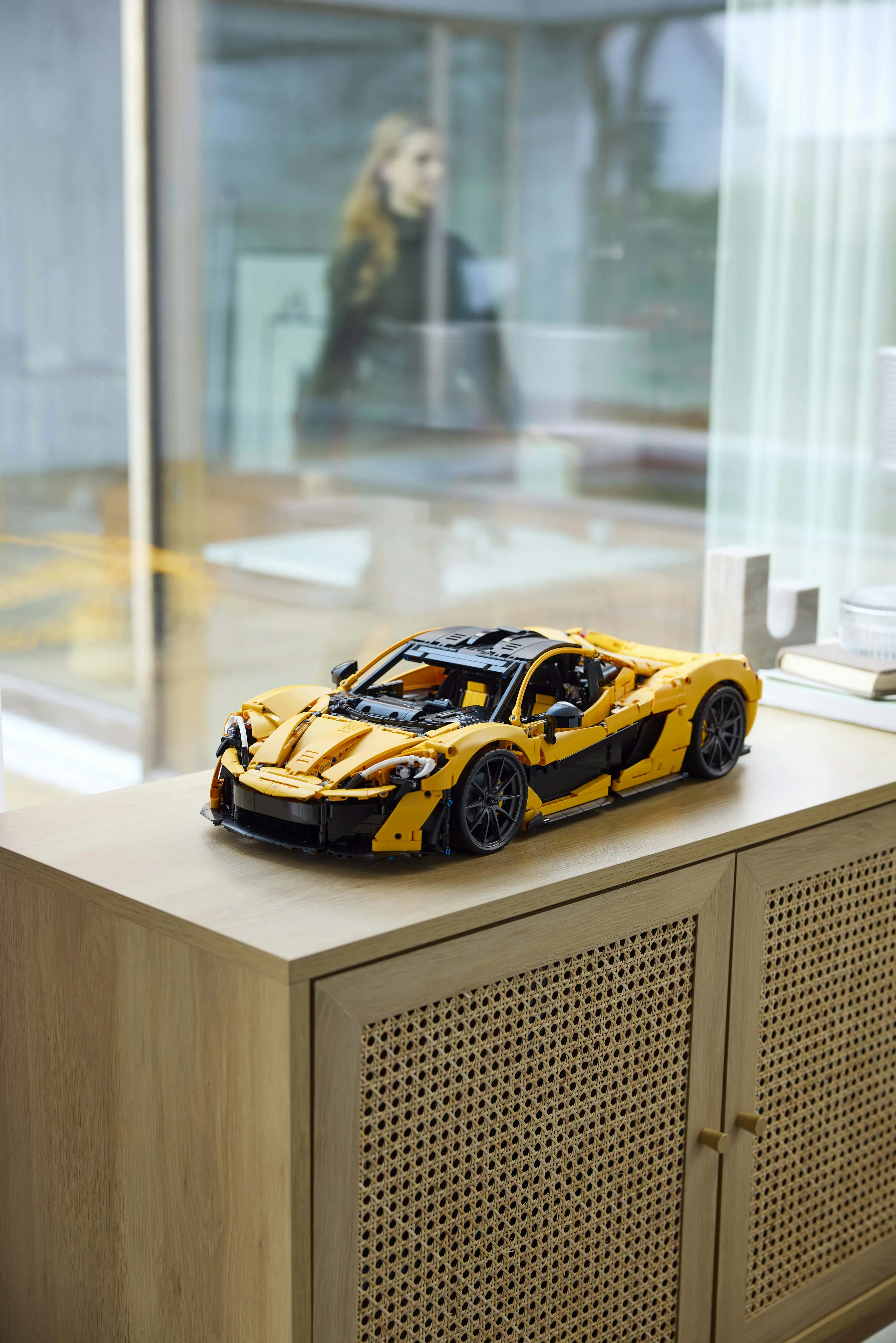LEGO Technic McLaren P1 42172