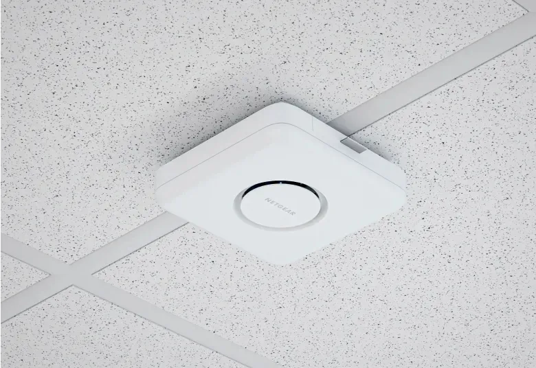 Netgear 1pt Tri-band wifi7 (WBE710-100EUS) Netgear 1pt Tri-band wifi7 (WBE710-100EUS)