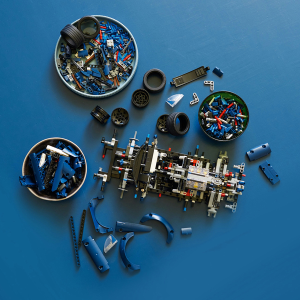 Lego Technic 2022 Ford GT 42154
