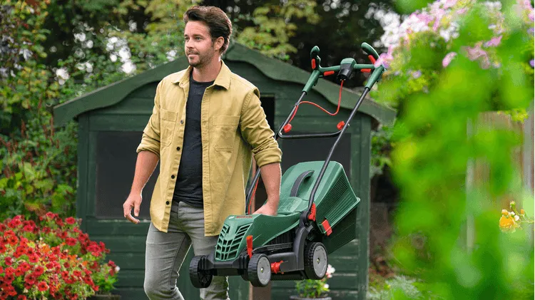 Bosch UniversalRotak 37-570 - elgräsklippare