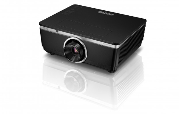 BENQ 1080p Projector W8000 2000 AL