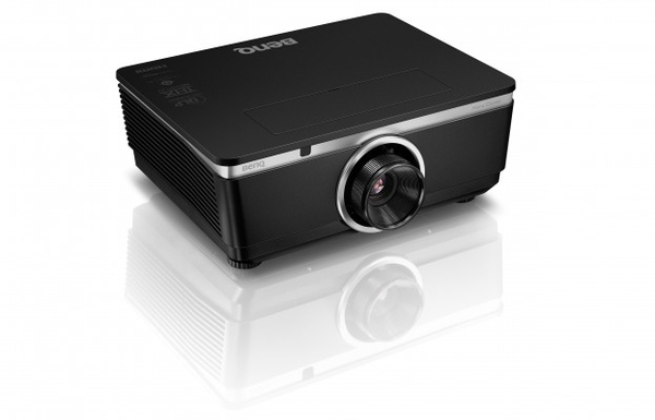 BENQ 1080p Projector W8000 2000 AL