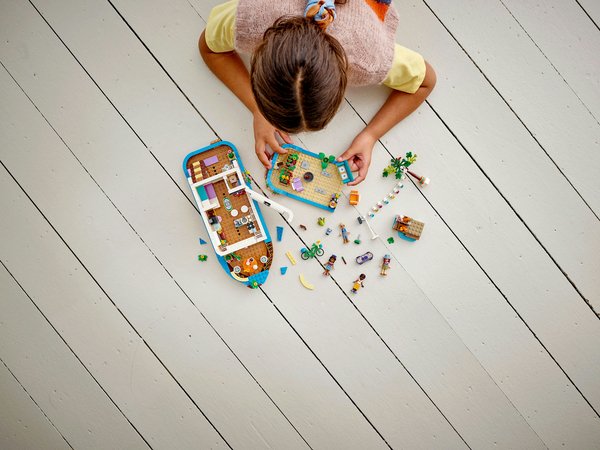 Lego Friends - Kanalhusb&aring;t 41702