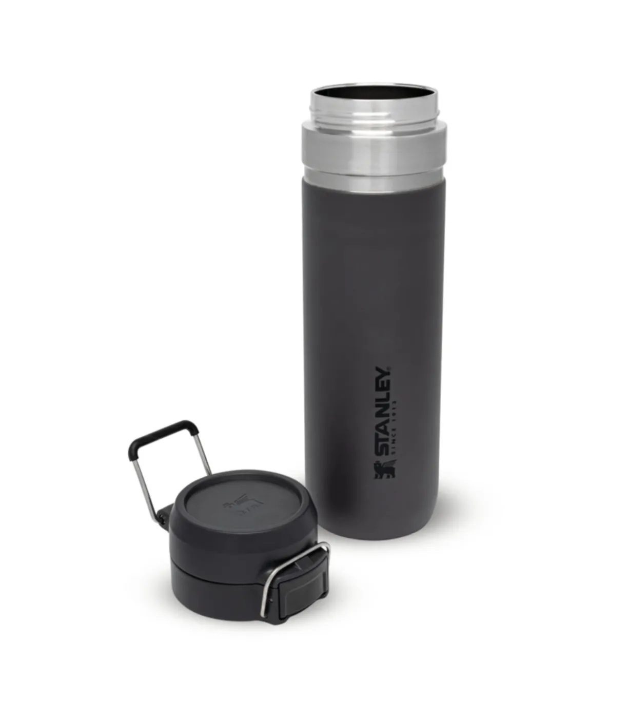 Stanley Quick Flip Water Bottle 0,7 L Charcoal