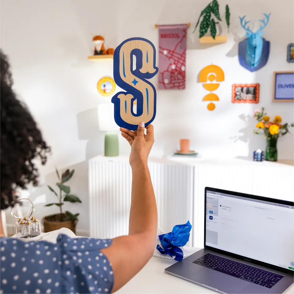 Cricut Maker 4 Essentials bundle