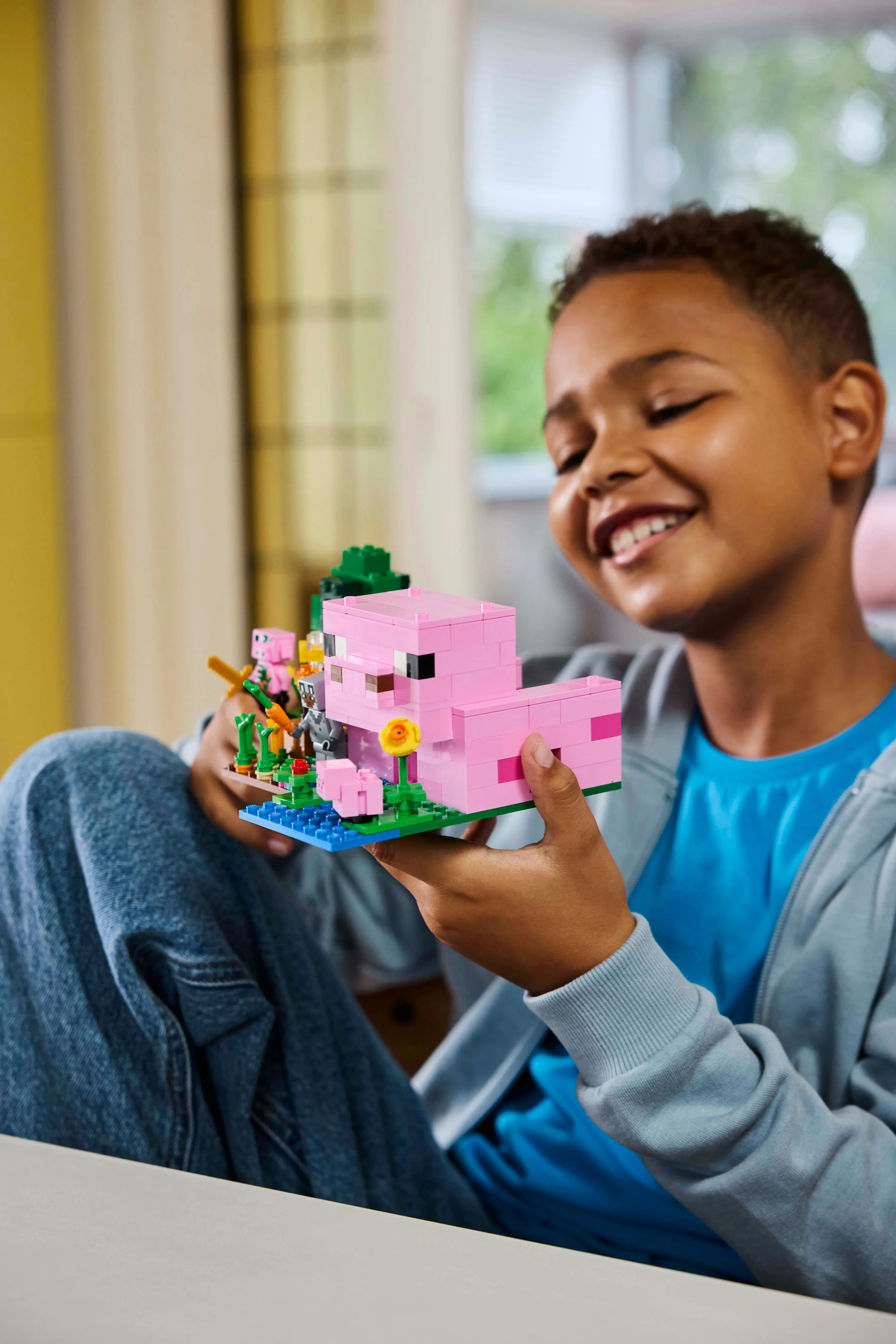 LEGO Minecraft Pig House 21268 LEGO Minecraft Pig House 21268