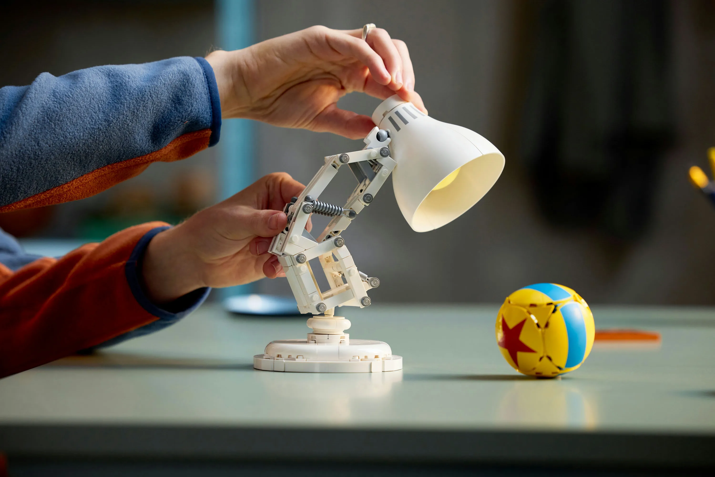 LEGO Ideas Disney Pixar Luxo Jr. 21357