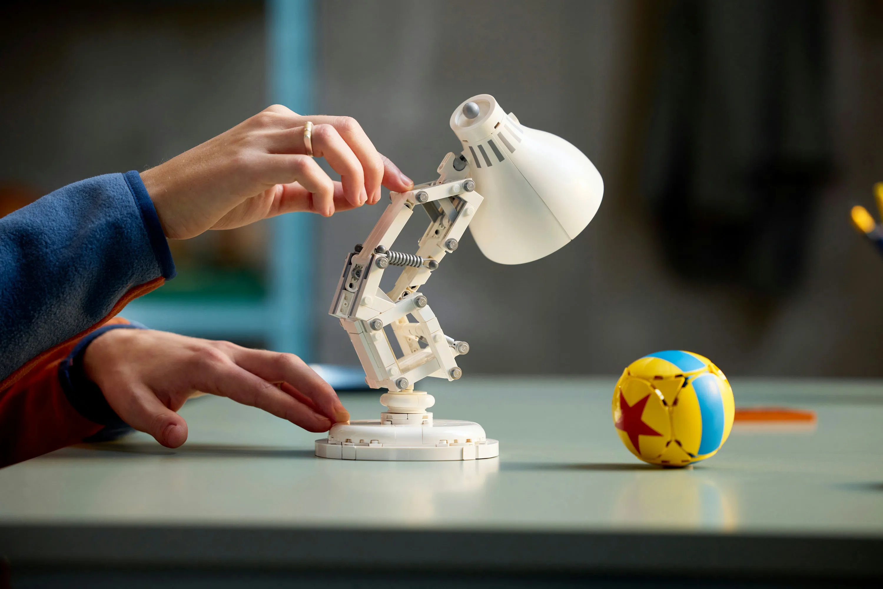 LEGO Ideas Disney Pixar Luxo Jr. 21357